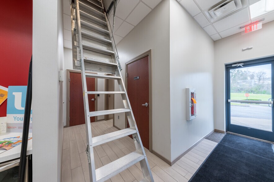 More Photos Of 7 Chaplin, Morgantown Bank For Sale