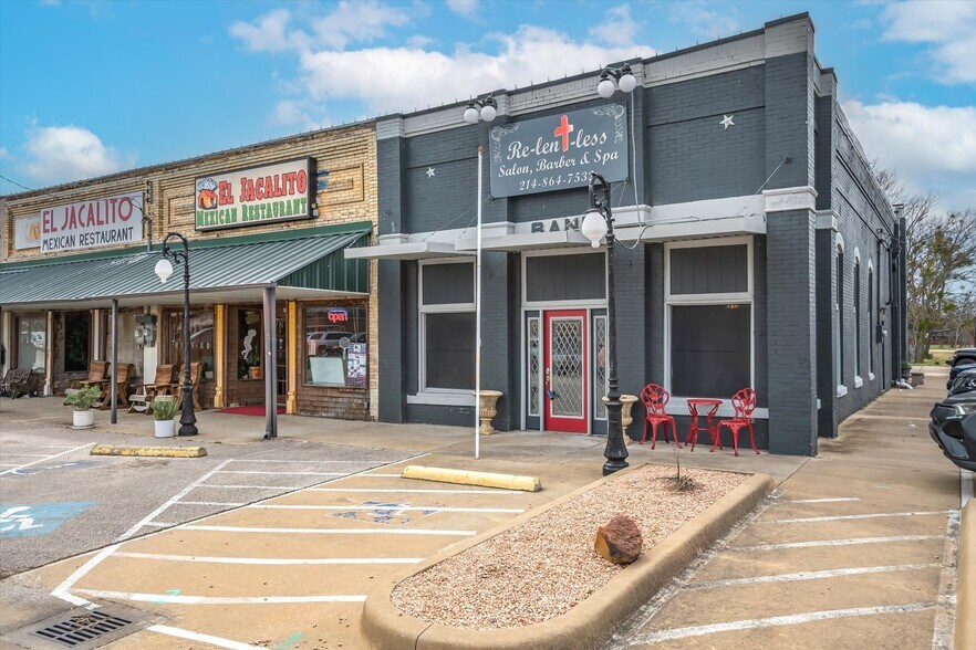 More Photos Of 100 S Main St, Crandall Storefront Retail Residential For Sale