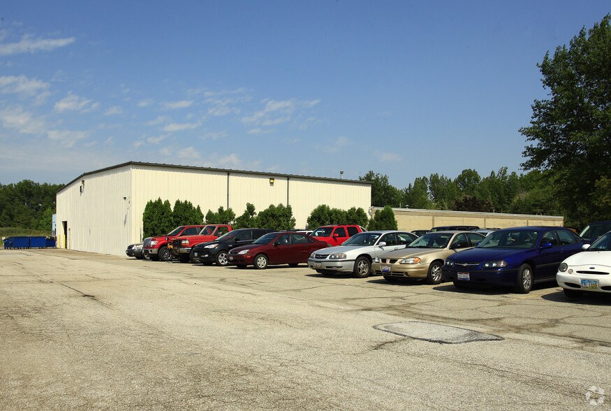 Primary Photo Of 34199 Curtis Blvd, Eastlake Manufacturing For Sale