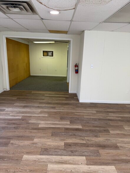 More Photos Of 506 Atkins Ave, Neptune Office For Lease