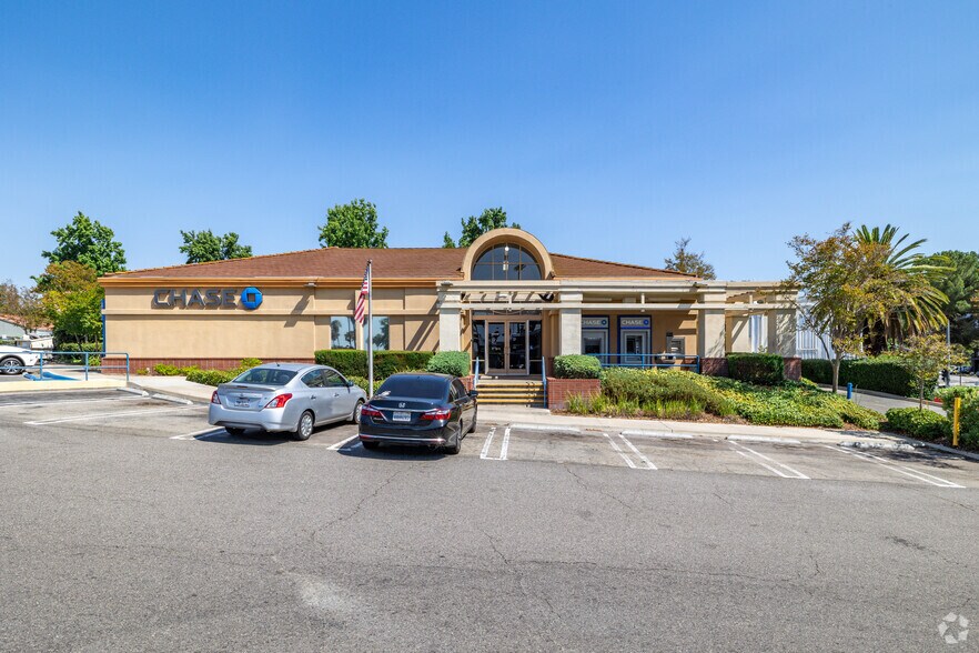 More Photos Of 29640 Rancho California Rd, Temecula Freestanding For Sale