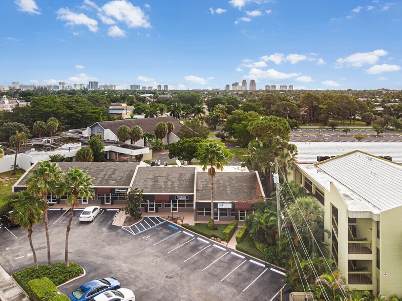 More Photos Of 2500-2550 NE 15th Ave, Wilton Manors Loft Creative Space For Sale