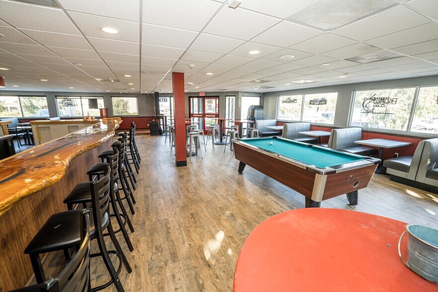 More Photos Of 850 Quintana Rd, Morro Bay Restaurant For Sale