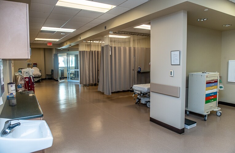 More Photos Of 17170 I-12 Service rd, Ponchatoula Medical For Sale