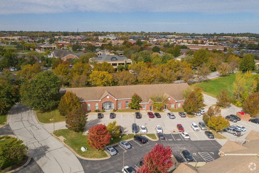 More Photos Of 6740 W 121st St, Overland Park Medical For Sale