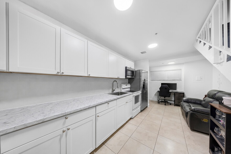 More Photos Of 1553 SW 2nd St, Miami Apartments For Sale
