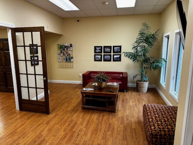 More Photos Of 1135 W Governor Rd, Hummelstown Office For Lease