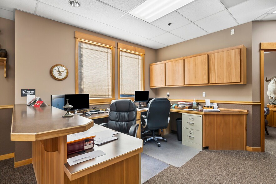 More Photos Of 267 NE 2nd St, Prineville Office For Sale