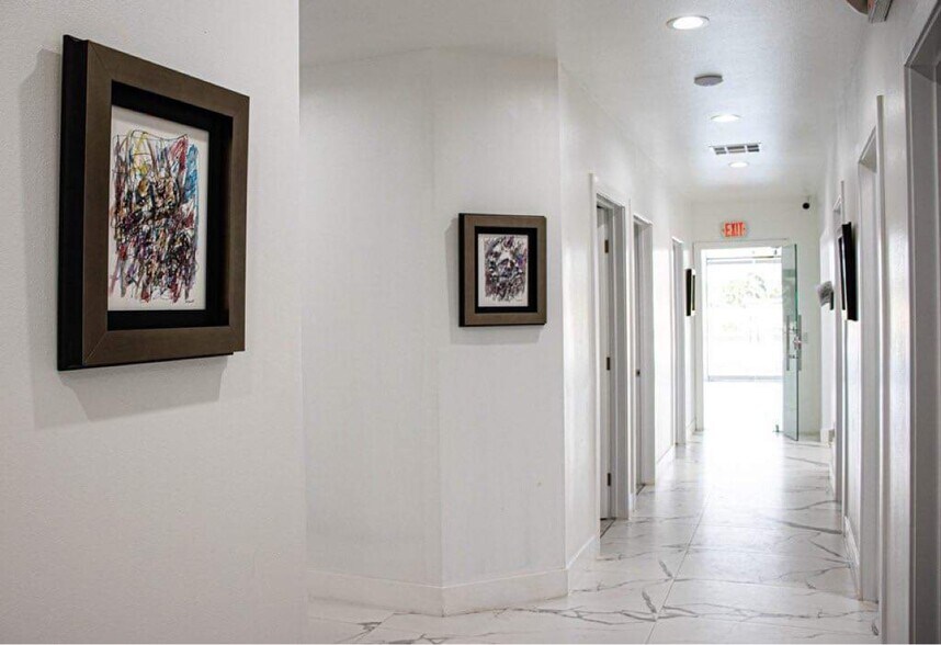 More Photos Of 12372 Garden Grove Blvd, Garden Grove Medical For Sale