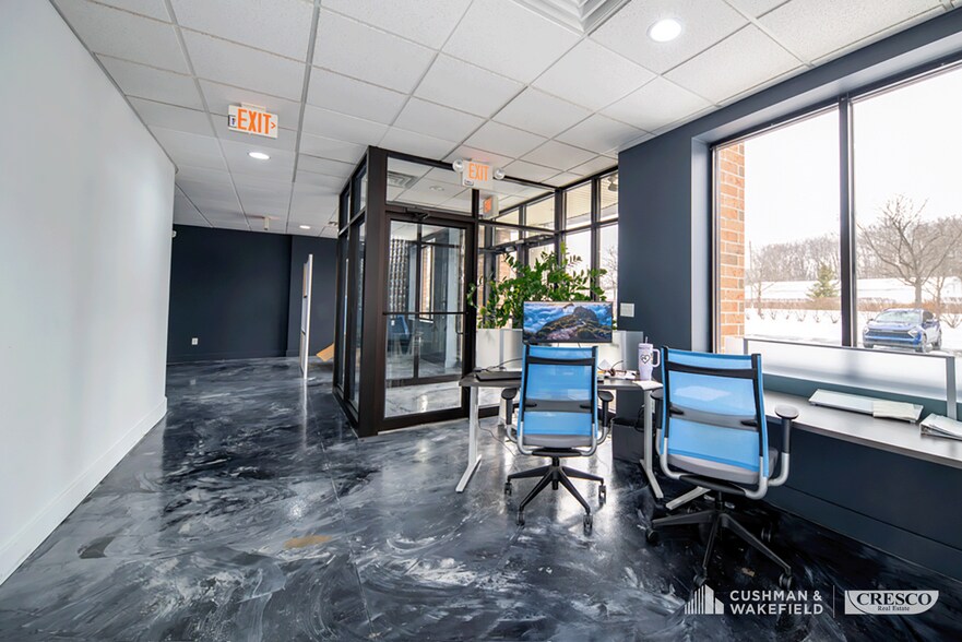 More Photos Of 29055 Clemens Rd, Westlake Office Residential For Lease