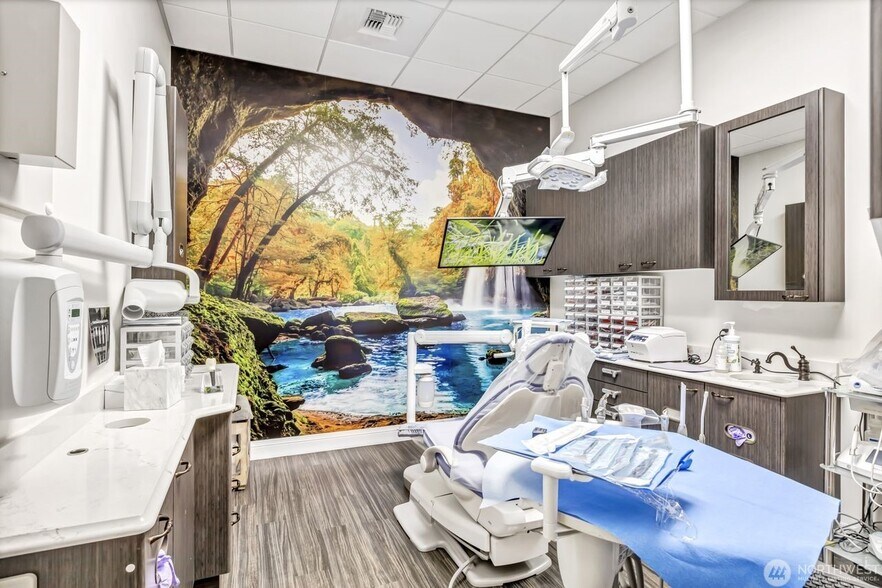 More Photos Of 15419 NE 20th St, Bellevue Medical For Sale