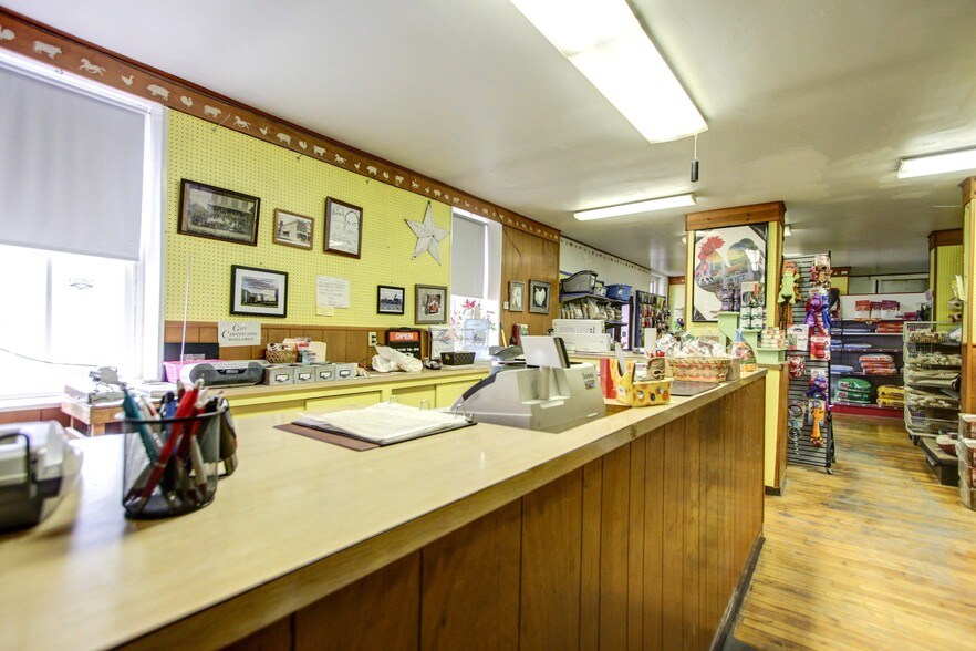 More Photos Of 20 N Main St, Richlandtown Flex For Sale