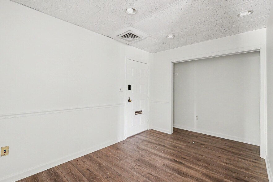 More Photos Of 10875 Main St, Fairfax Medical For Lease