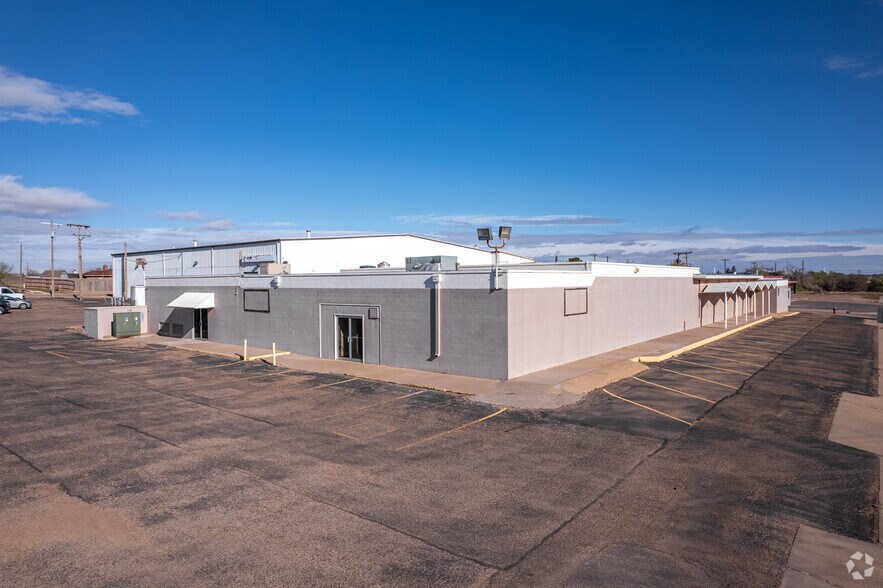 More Photos Of 224 Buddy Holly Ave, Lubbock Warehouse For Lease