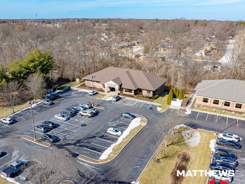 More Photos Of 19 Wolf Creek Dr, Swansea Medical For Sale