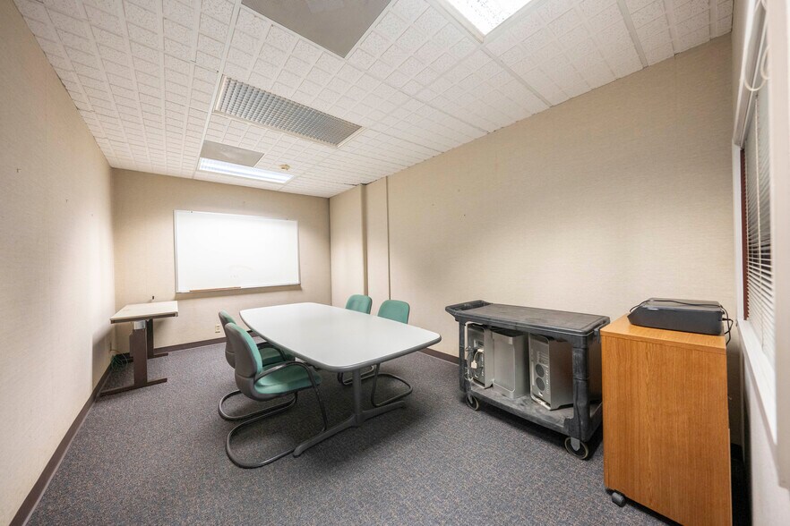 More Photos Of 9200 Lower Azusa Rd, Rosemead Warehouse For Sale