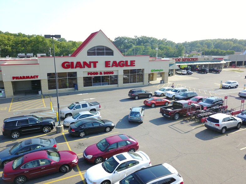 Primary Photo Of 2309 E State St, Salem Unknown For Lease