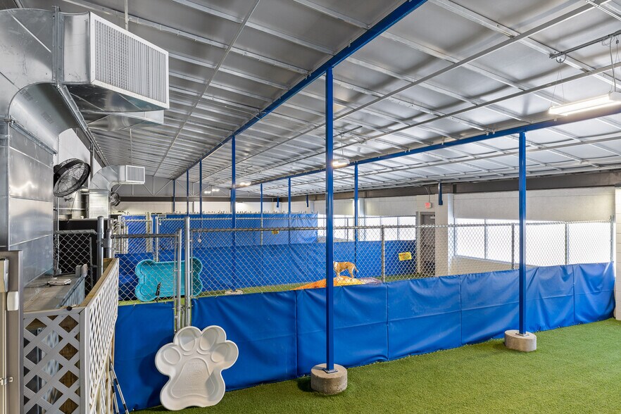 More Photos Of 255 W 20th St, Chattanooga Loft Creative Space For Lease