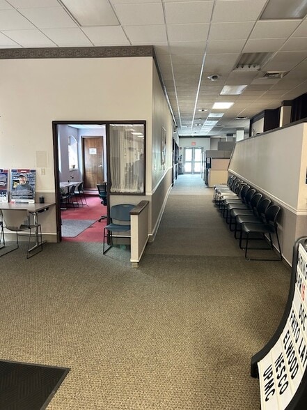 More Photos Of 329 Pine St, Williamsport Office For Sale