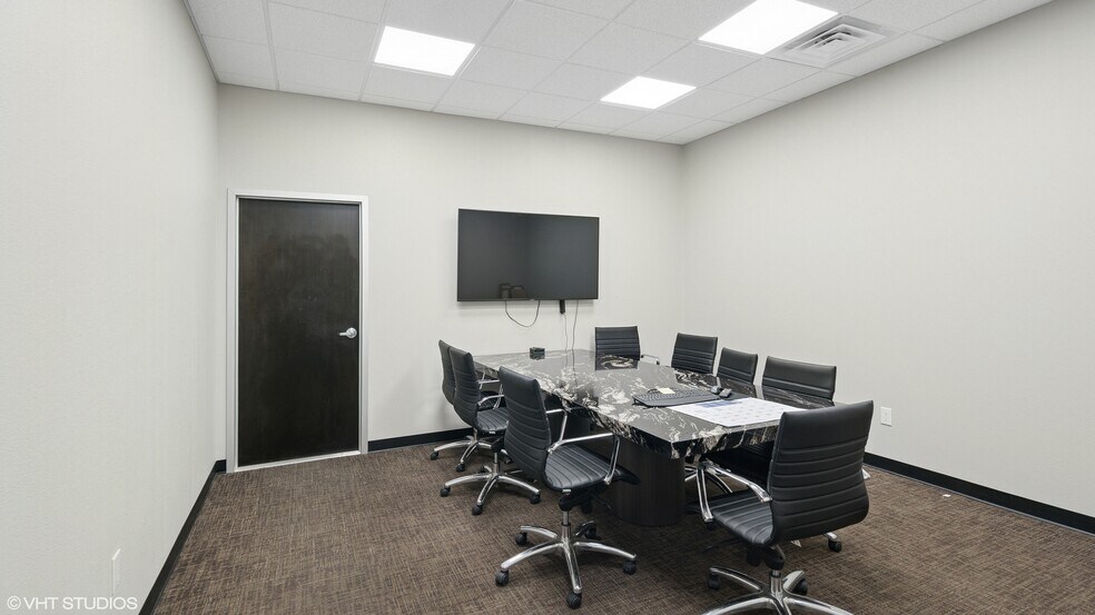 More Photos Of 4830 Whirlwind Dr, San Antonio Warehouse For Sale