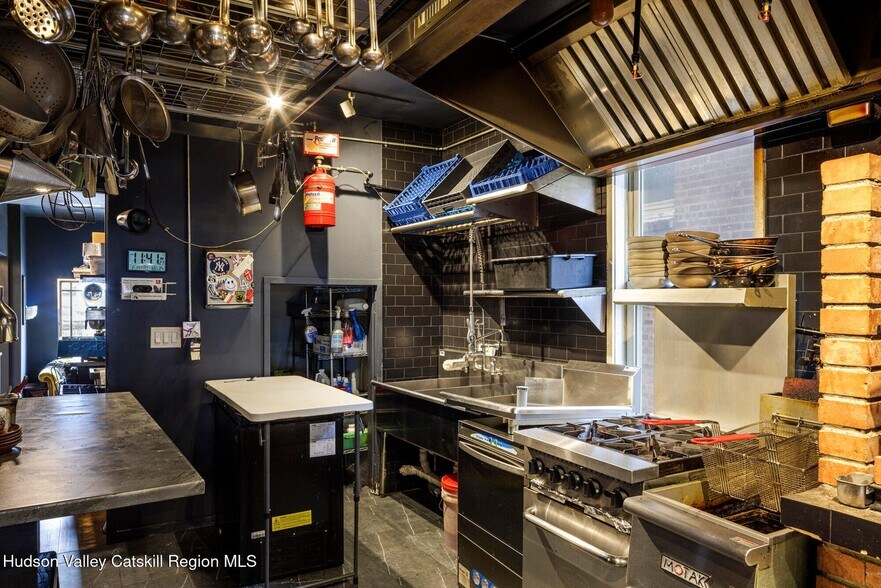 More Photos Of 346 Broadway, Kingston Storefront Retail Residential For Sale