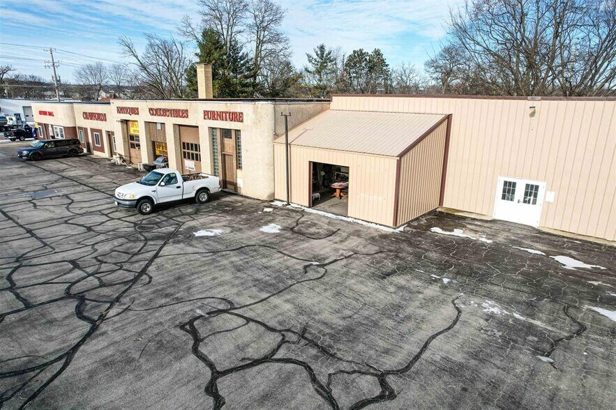 More Photos Of 604 E Wisconsin St, Sparta Industrial For Sale