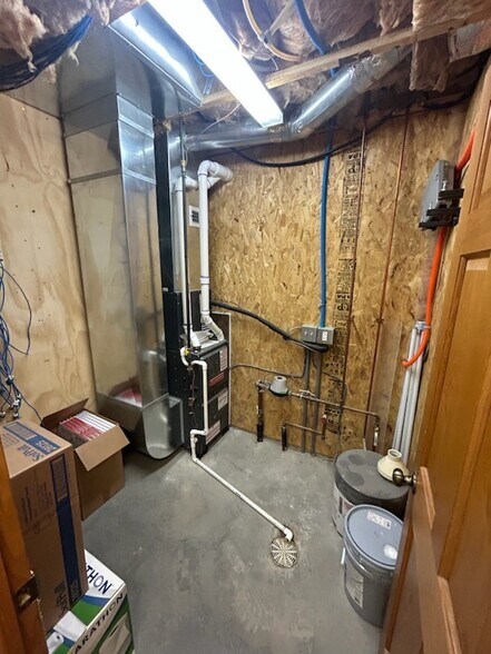 More Photos Of 5364 Hutton Dr, Urbana Warehouse For Sale