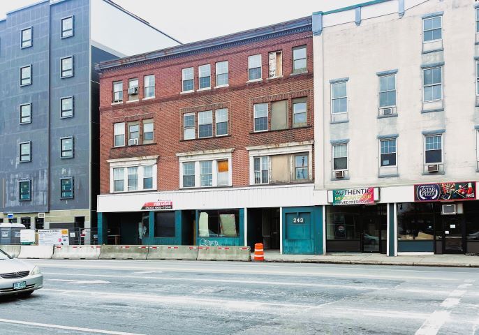 More Photos Of 245-247 Main St, Nashua Storefront Retail Residential For Lease