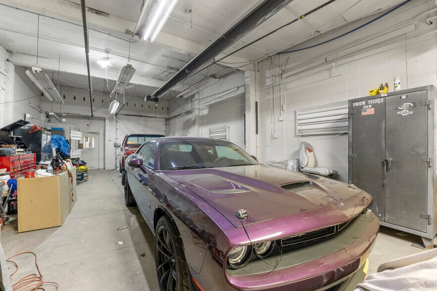 More Photos Of 17310 E 9 Mile Rd, Eastpointe Freestanding For Sale