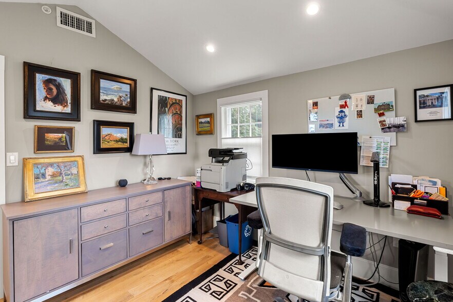 More Photos Of 314 Essex St, Salem Specialty For Sale