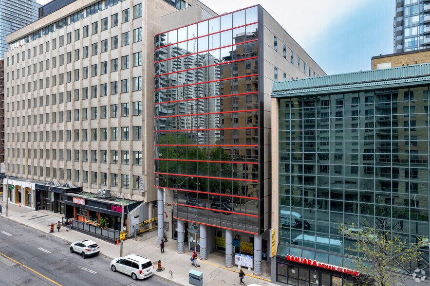 More Photos Of 160 Eglinton Ave E, Toronto Office For Lease