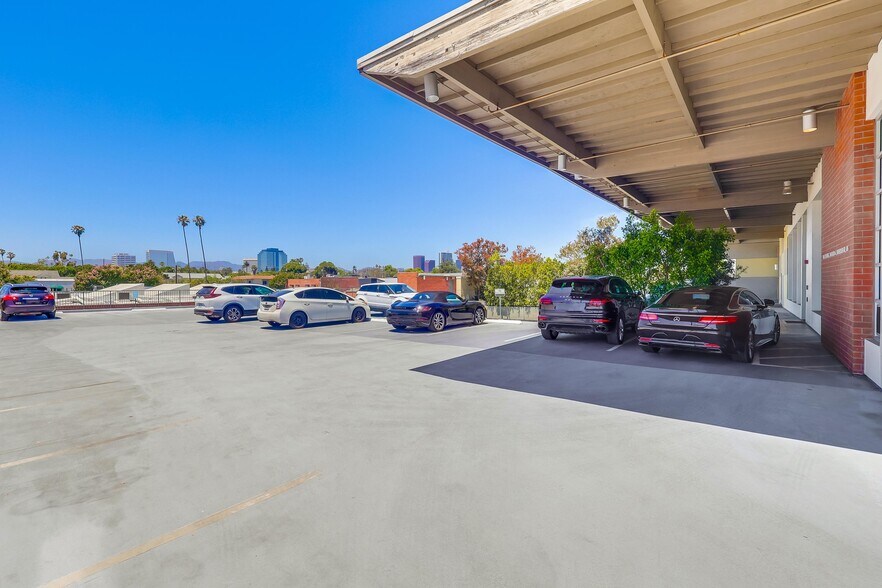 More Photos Of 1738 Berkeley St, Santa Monica Loft Creative Space For Lease