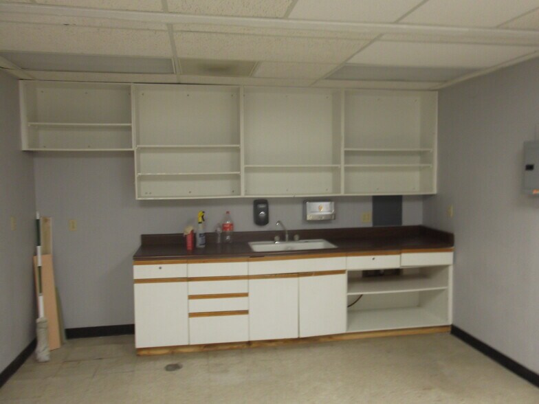 More Photos Of 13550-13570 Palm Dr, Desert Hot Springs Medical For Lease