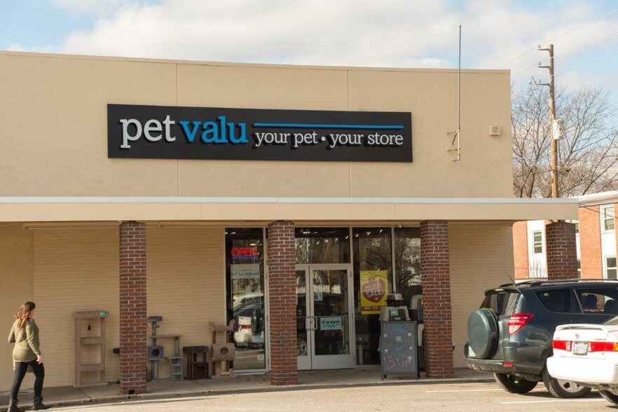 More Photos Of 727 East Ave, Pawtucket Unknown For Lease