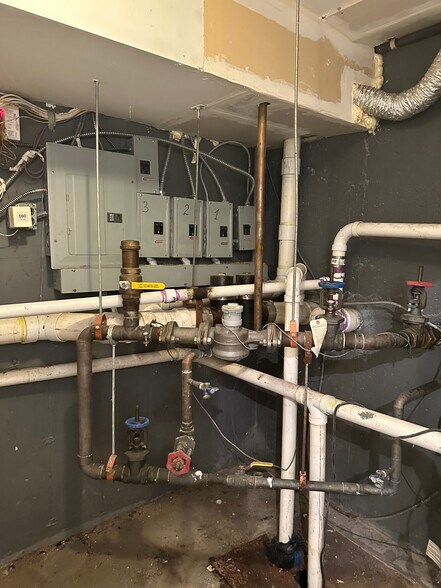 More Photos Of 807 Barbey St, Brooklyn Apartments For Sale