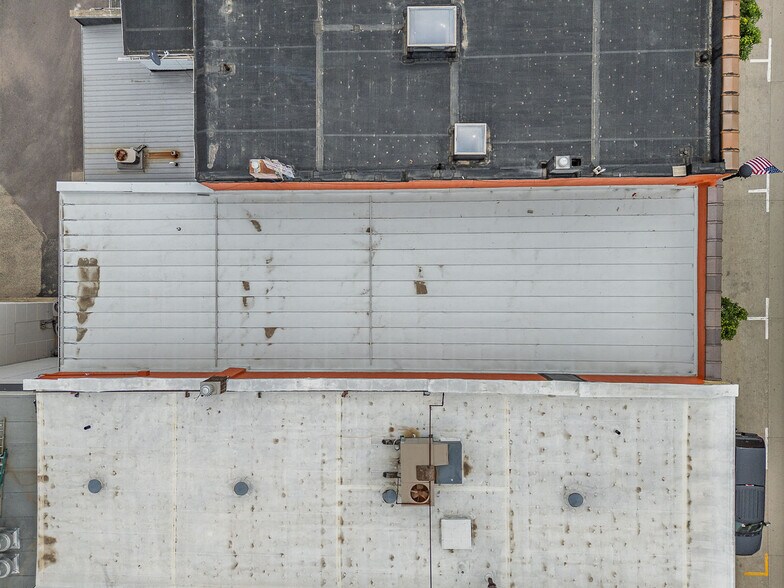 More Photos Of 223 E Main St, Reedsburg Storefront Retail Office For Sale