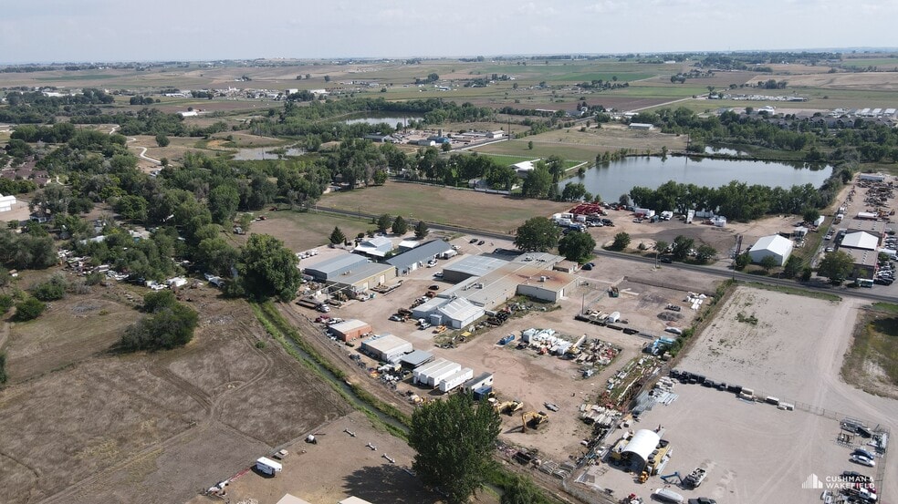 More Photos Of 729 SE 8th St, Loveland Unknown For Lease