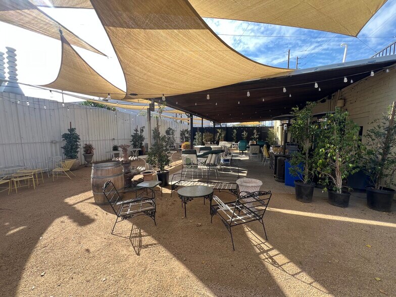 More Photos Of 1200 E 5th St, Los Angeles Restaurant For Lease