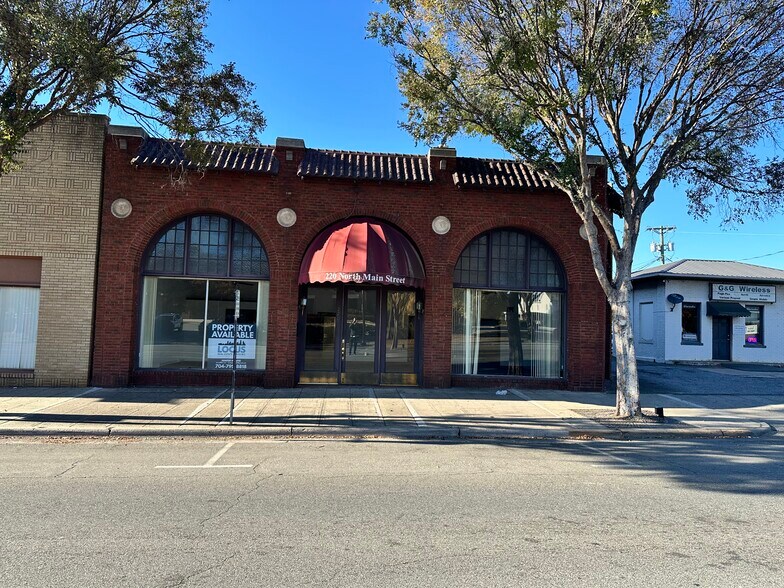 Primary Photo Of 220 N Main St, Lexington Flex For Lease