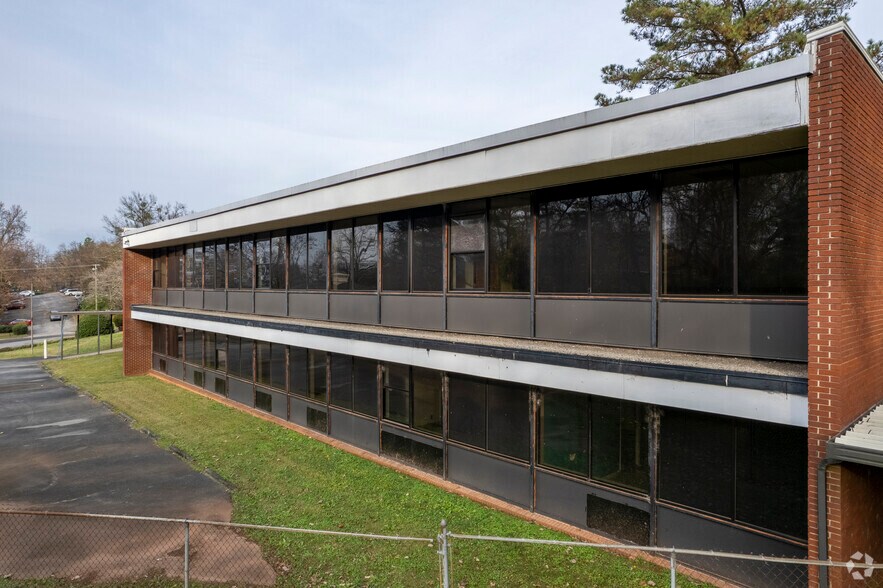 More Photos Of 301 21st Ave S, Birmingham Schools For Sale