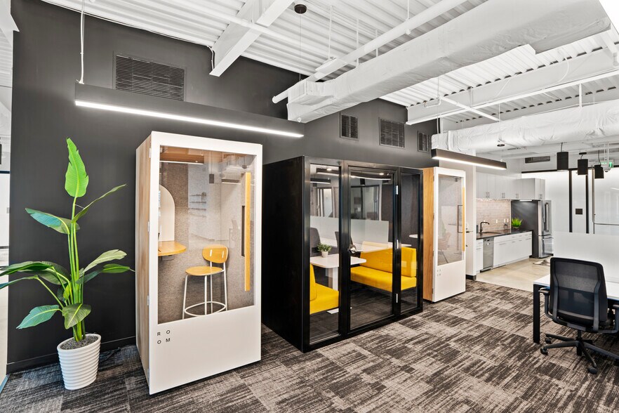 More Photos Of 44679 Endicott Dr, Ashburn Coworking Space