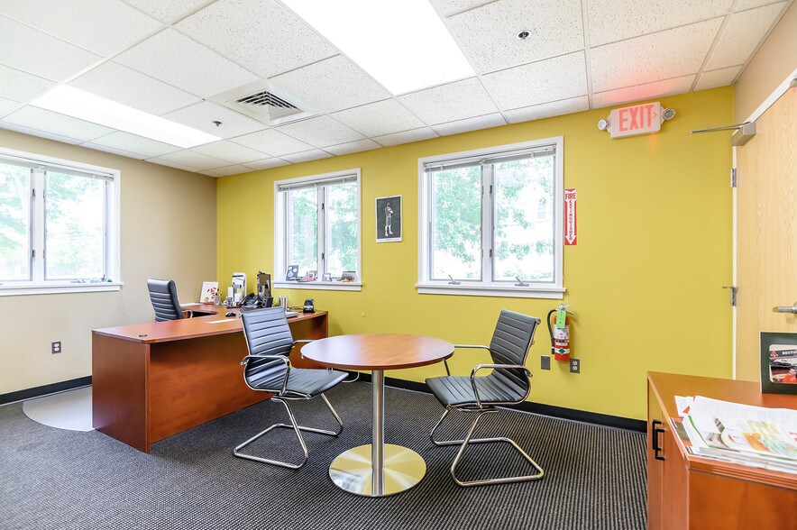 More Photos Of 100 Conifer Hill Dr, Danvers Office For Lease