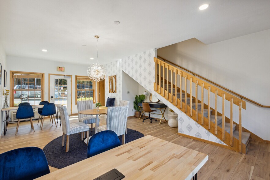 More Photos Of 4140 Bluff, Fish Creek Storefront Retail Office For Sale