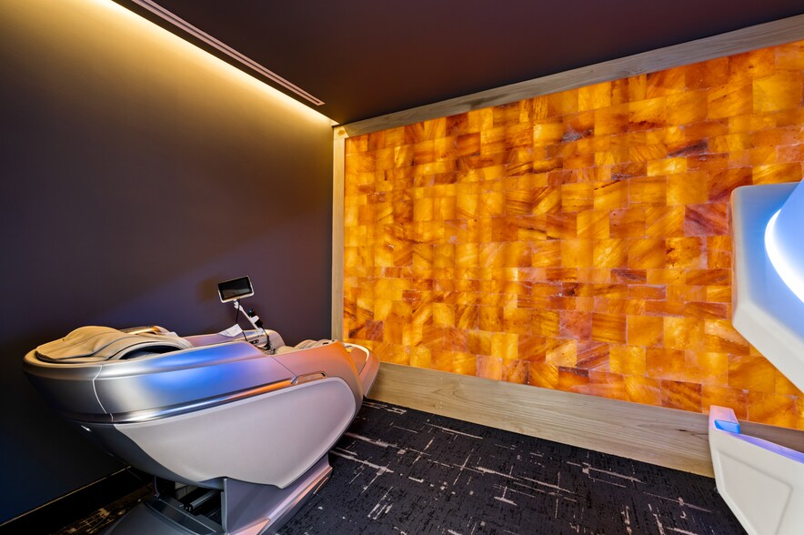 More Photos Of 295 The West Mall, Toronto Coworking Space