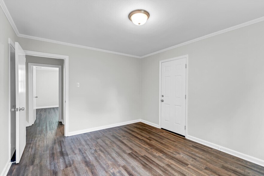 More Photos Of 2737 Gaston Ave, Knoxville Apartments For Sale