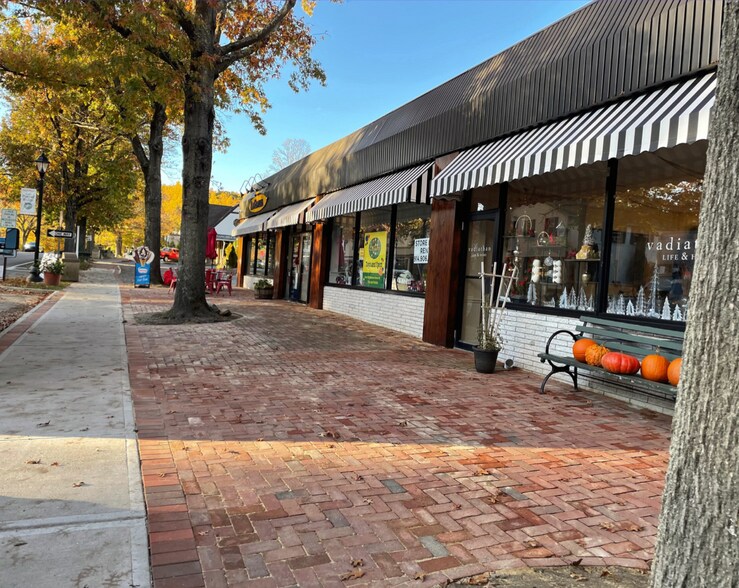 Primary Photo Of 69 Westchester Ave, Pound Ridge Storefront Retail Office For Lease
