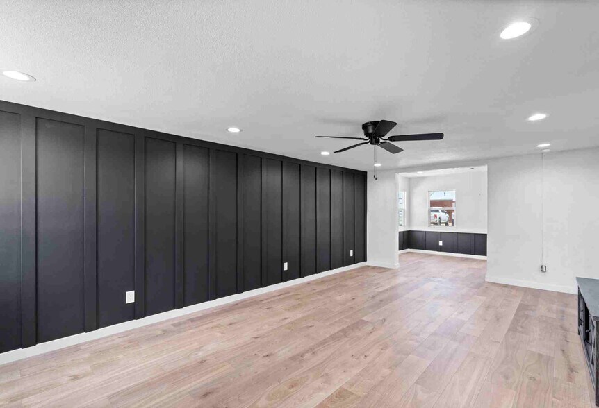 More Photos Of 427 S 31st Ave, Phoenix Service For Lease