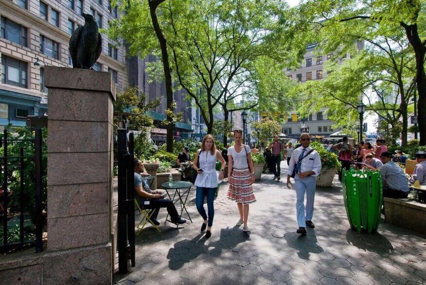 More Photos Of 18 W 33rd St, New York Coworking Space