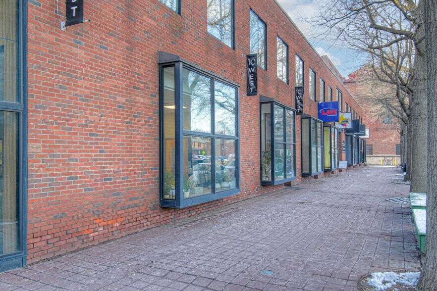 More Photos Of 10 W Northampton St, Wilkes-Barre Storefront For Sale
