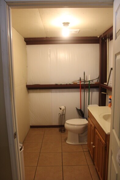 More Photos Of 344 Broadway, Winnie Religious Facility For Sale